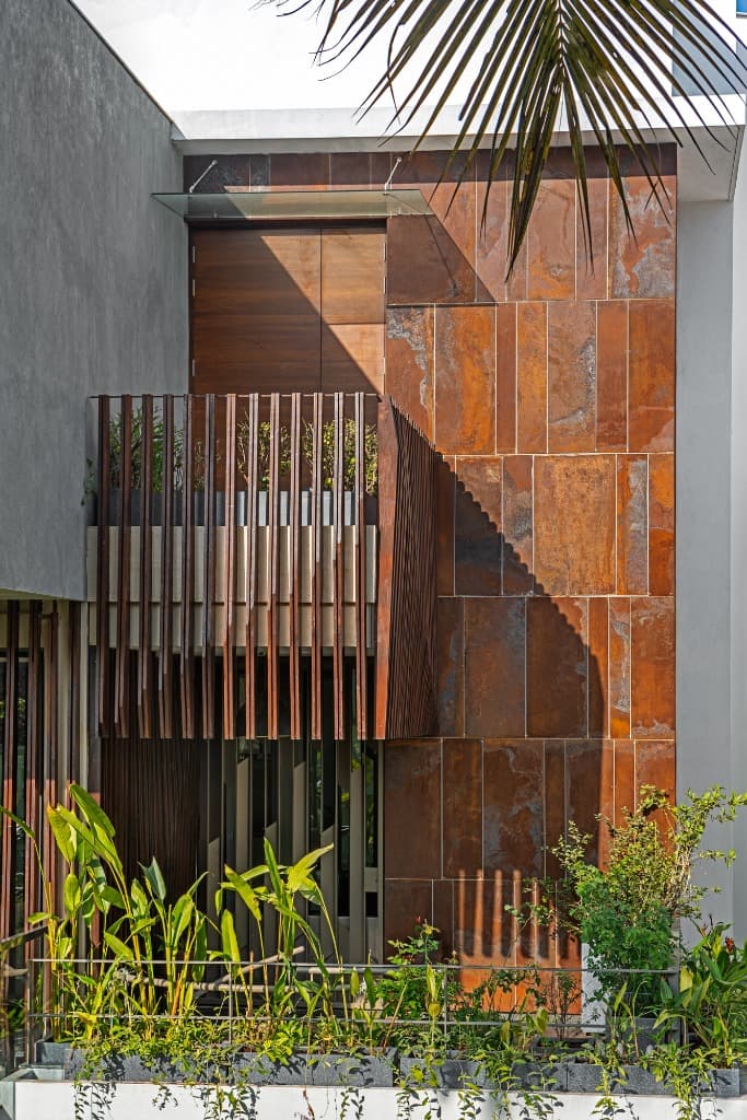 Corten & Timber Screen Harmony