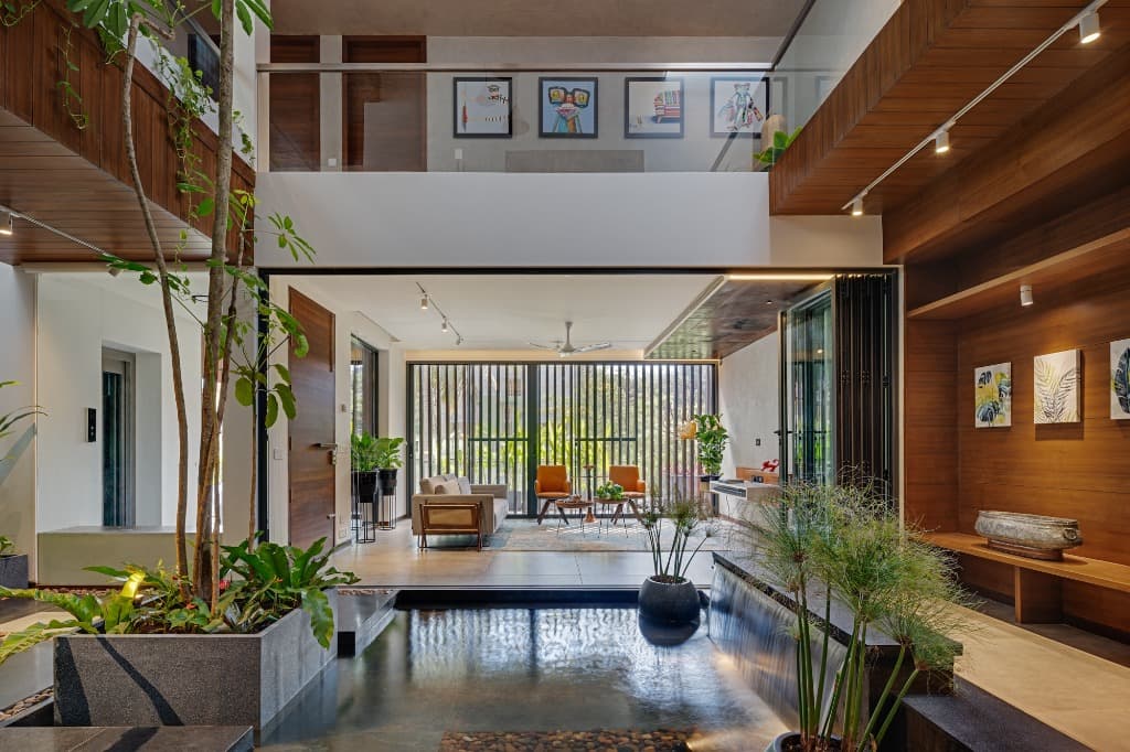 Internal Water Court & Reflecting Basin