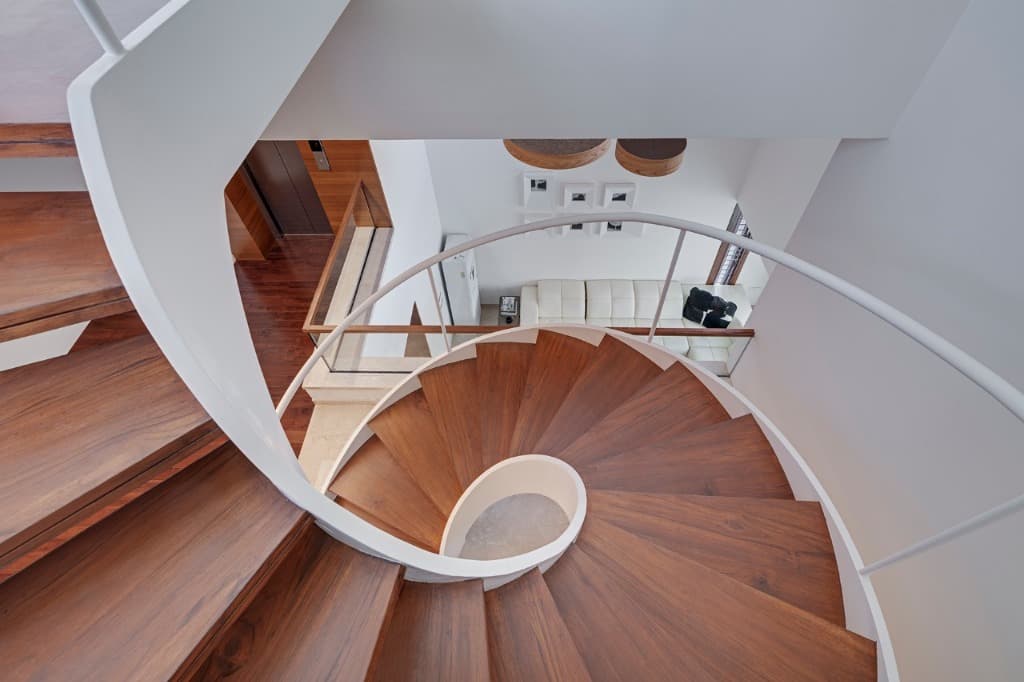 Helical Steel Spiral Stair Overhead Eye