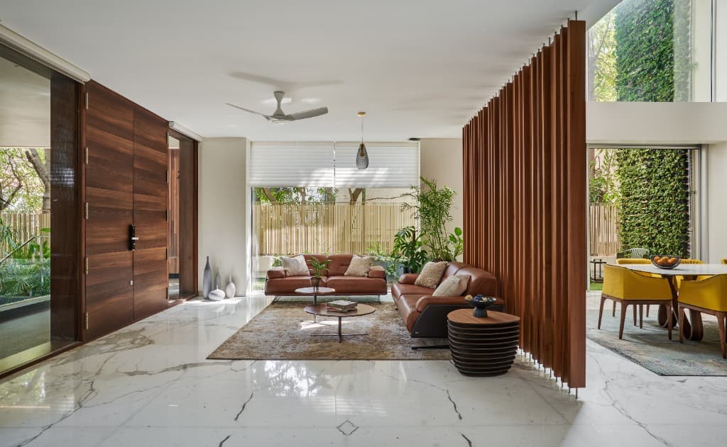 Living Salon & Vertical Timber Screen