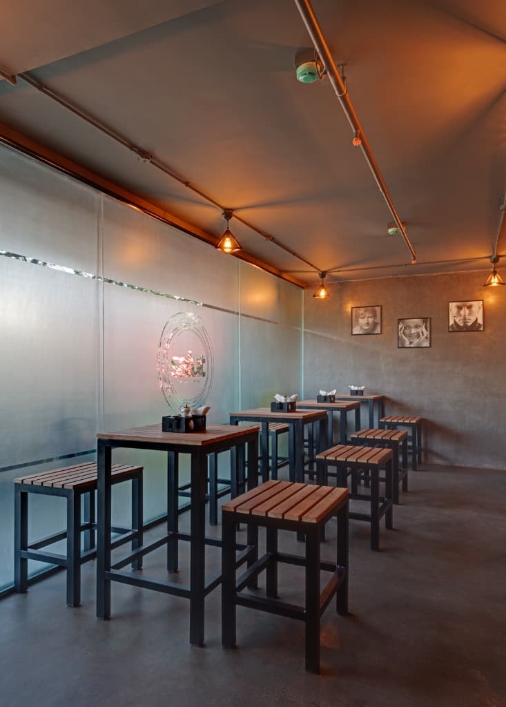 Frosted Glass High-Top Cocktail Seating