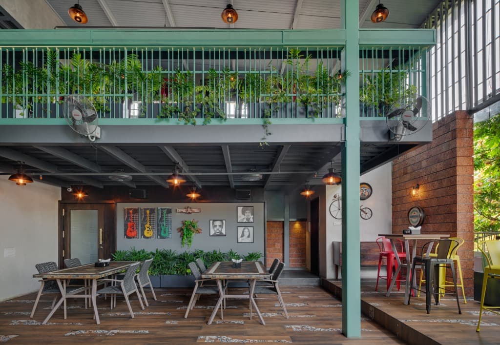 Under-Mezzanine Cocktail Lounge